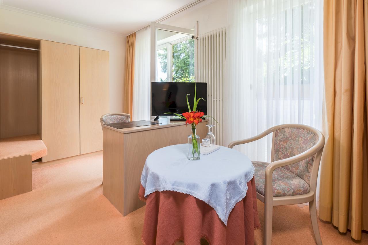 Gaestehaus Anita Gailingen Exteriör bild