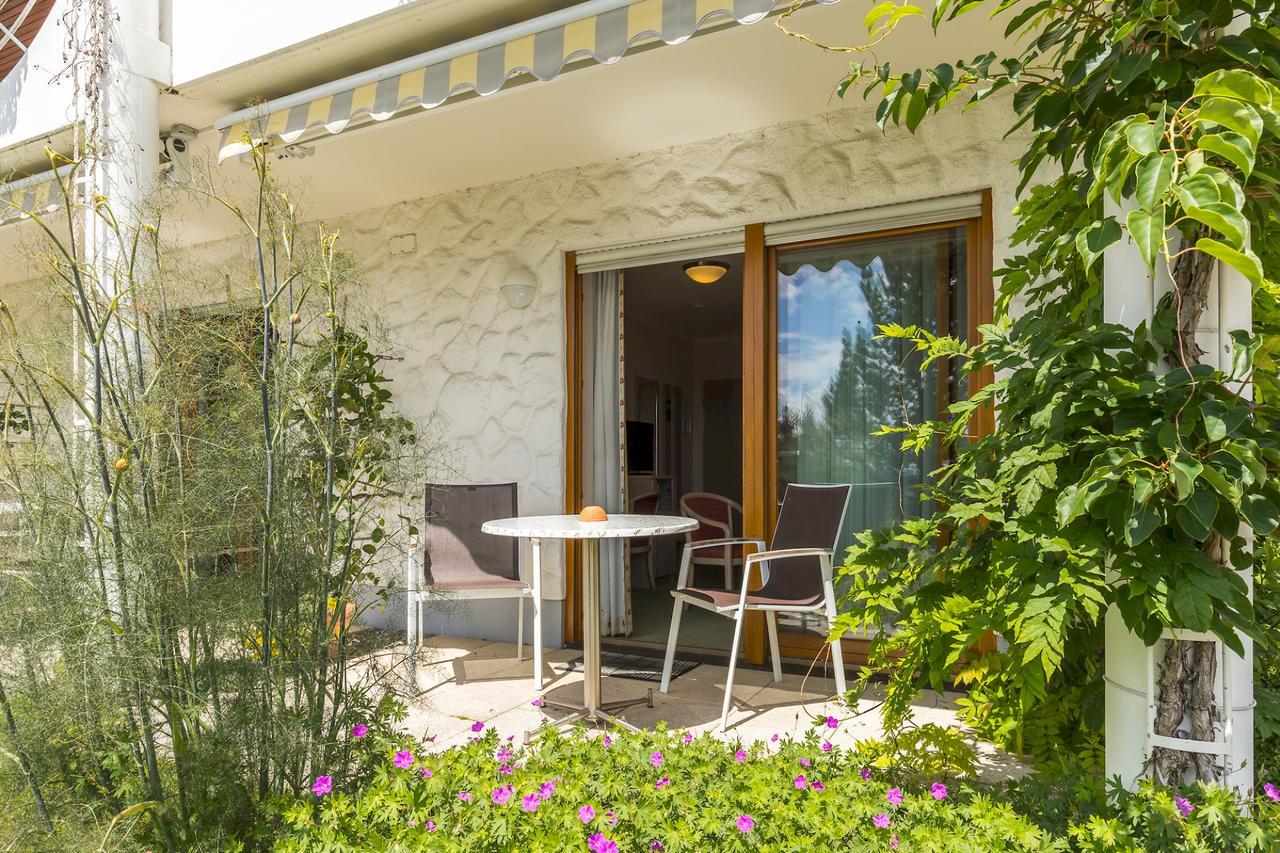 Gaestehaus Anita Gailingen Exteriör bild