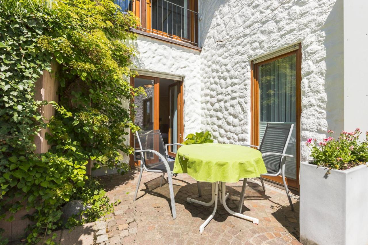 Gaestehaus Anita Gailingen Exteriör bild
